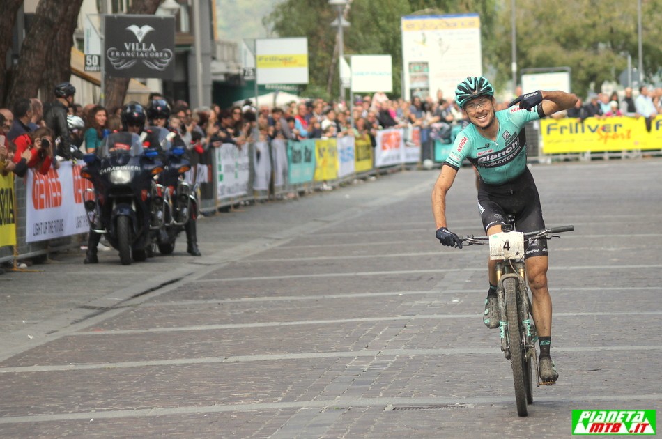 Stephane Tempier vince Gimondi Bike